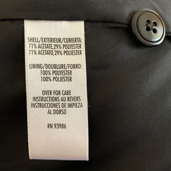 August Max Woman Black Slim Line Blazer - Picture 7 of 7